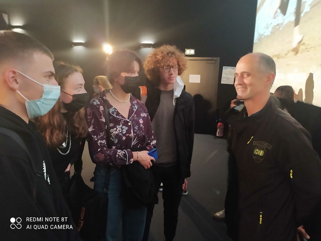 Terminale Ciné +
Atelier cinéma : création de deux films et montage « mashup »
16479717010501 Terminale Ciné +
Atelier cinéma : création de deux films et montage « mashup »
16479717010501