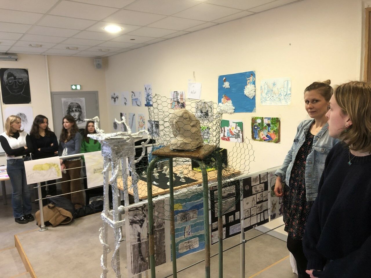 Vernissage de l''exposition d''Arts plastiques thumbnailimg8148 Vernissage de l''exposition d''Arts plastiques thumbnailimg8148
