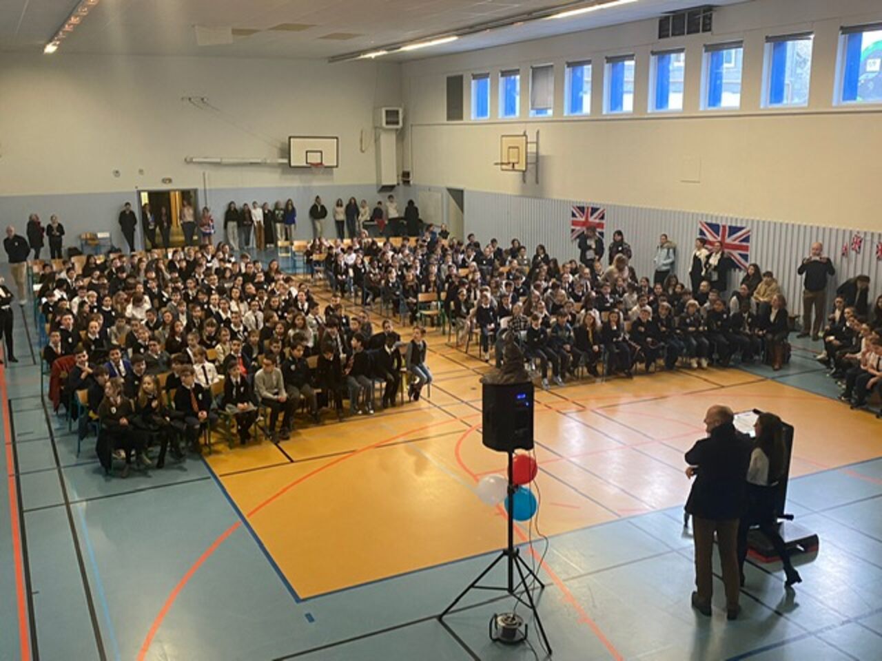 English Day 903b0f85-01ab-4be7-a30a-965009828f0c English Day 903b0f85-01ab-4be7-a30a-965009828f0c