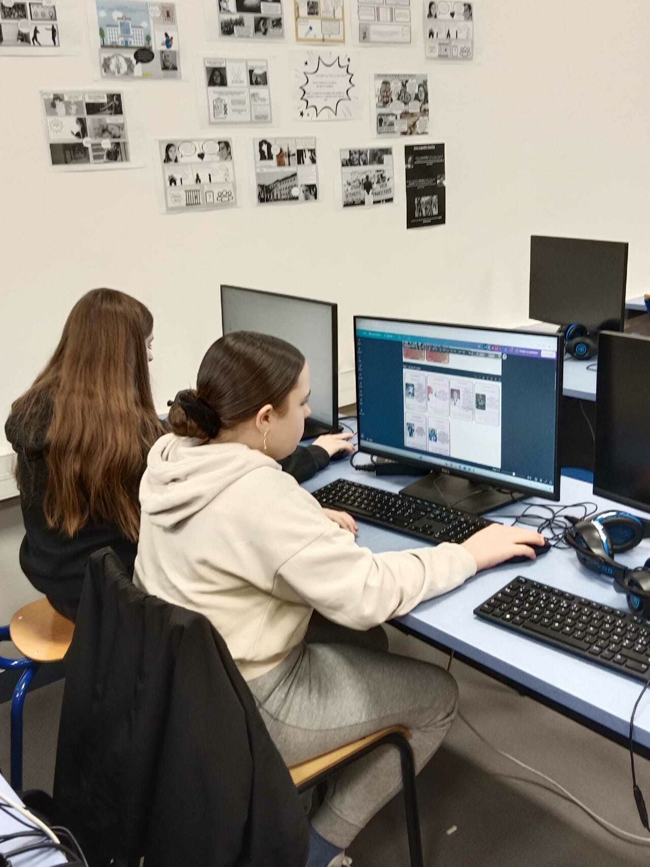 Projet 4ème 4849941349673696321499065130848800363122346n Projet 4ème 4849941349673696321499065130848800363122346n