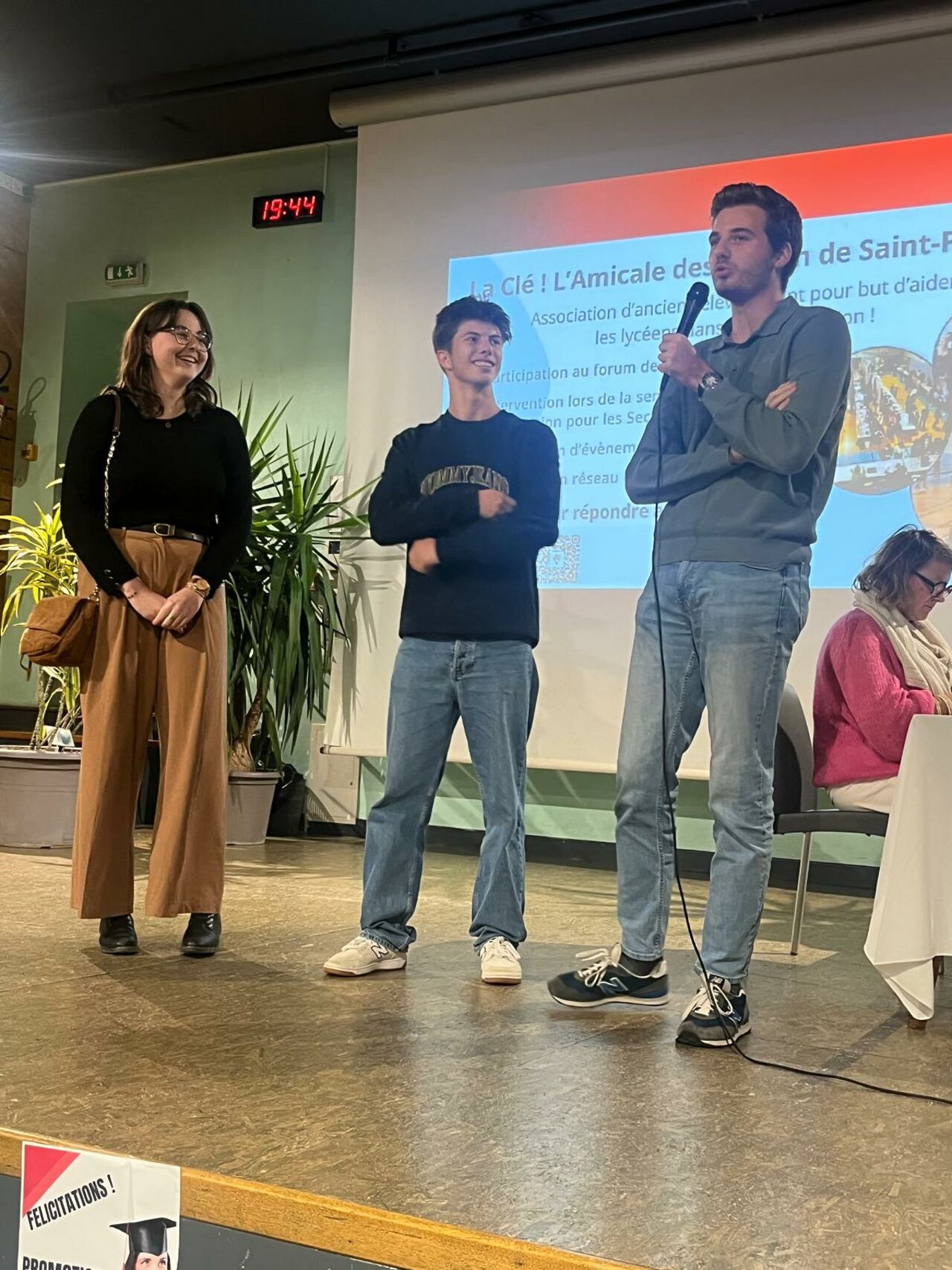 Cérémonie de remise  des diplômes du DNB et du BACCALAUREAT whatsappimage2025-10-18at072518 Cérémonie de remise  des diplômes du DNB et du BACCALAUREAT whatsappimage2025-10-18at072518