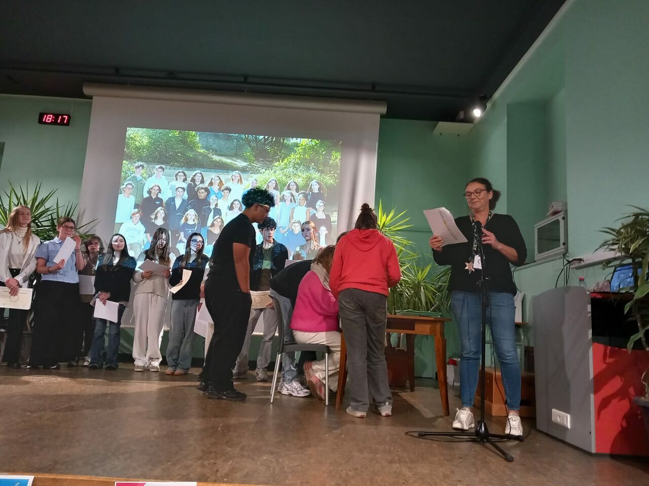 Cérémonie de remise  des diplômes du DNB et du BACCALAUREAT whatsappimage2025-10-18at0757165 Cérémonie de remise  des diplômes du DNB et du BACCALAUREAT whatsappimage2025-10-18at0757165